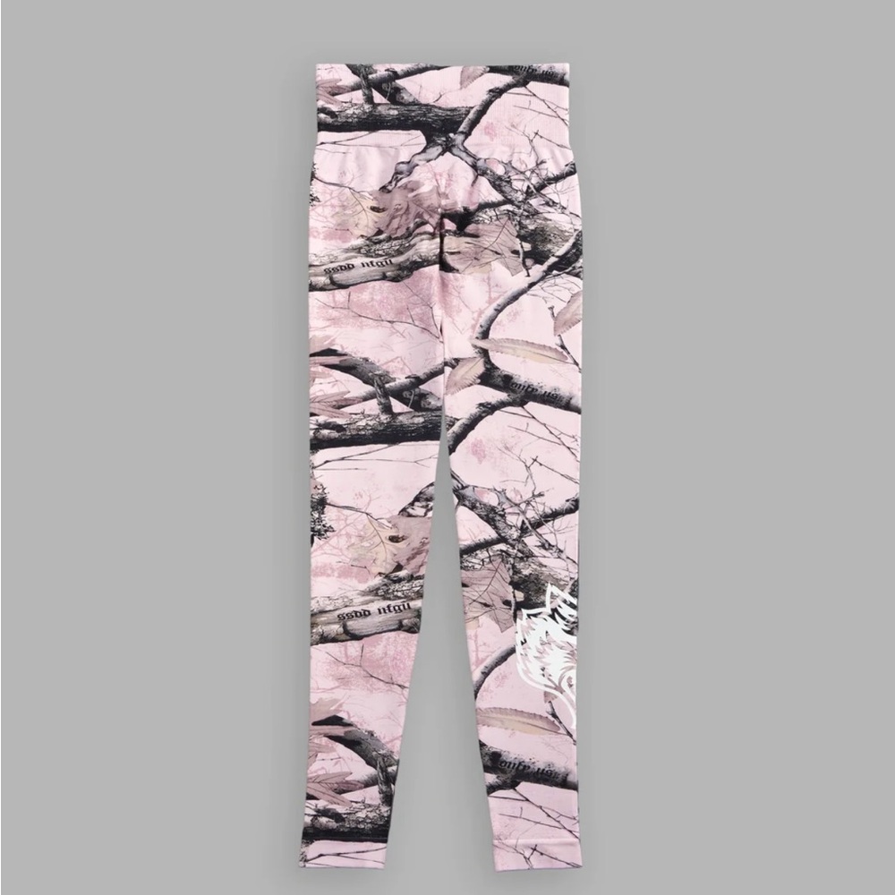 OUR PASSION EVERSON SEAMLESS SCRUNCH LEGGINGS in BEOWN/LIGHT MAUVE WOODLAND CAMO - Picture 7 of 15